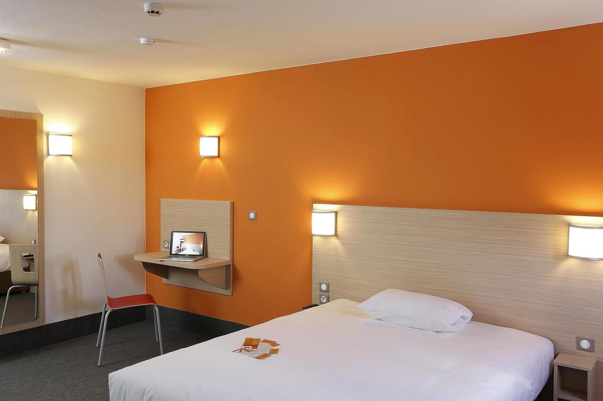 B&B Hotel غاب المظهر الخارجي الصورة